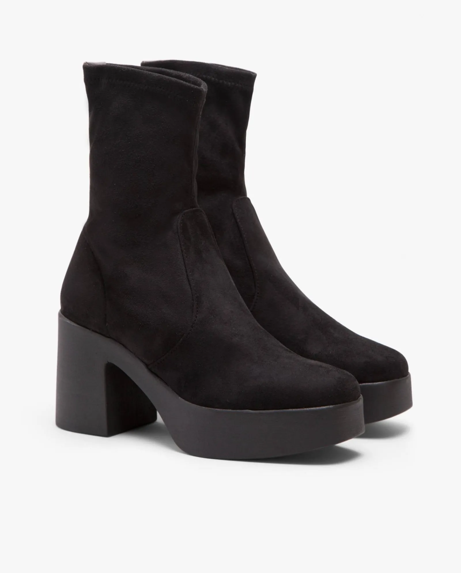 Botas Y Botines*Cuplé Botin Plataforma Ultrasuede Strech Negro