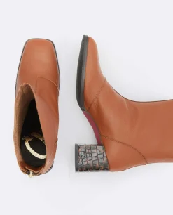 Botas Y Botines*Cuplé Botin Punta Cuadrada Napa Marron