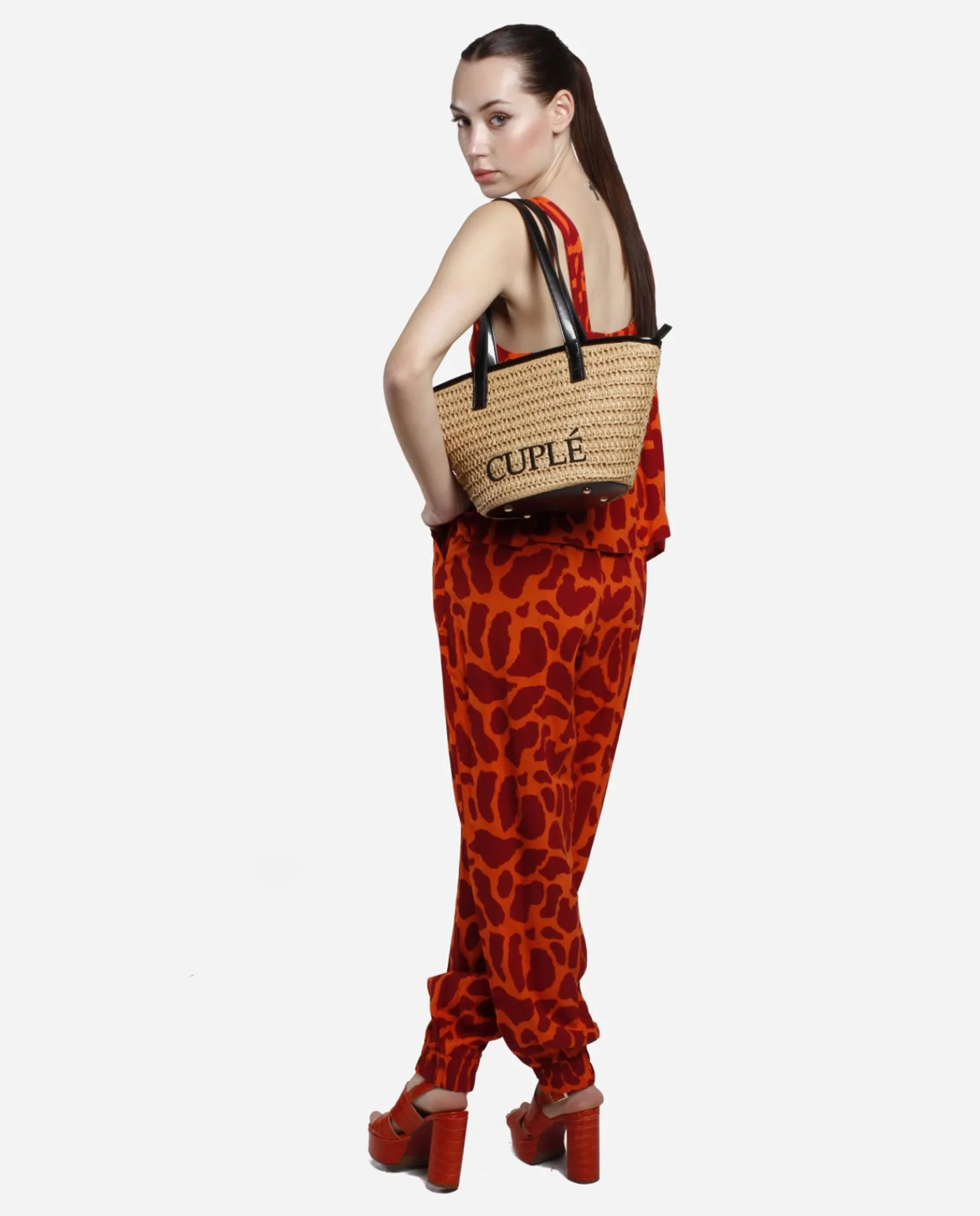 Pantalones*Cuplé Pantalon Jogger Crep Estampado Jirafa